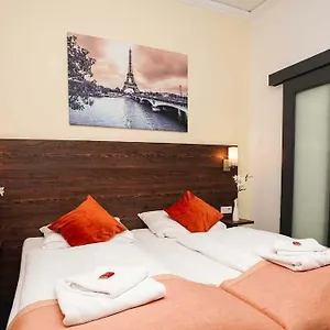 Little Paris Hotel Francfort-sur-le-Main
